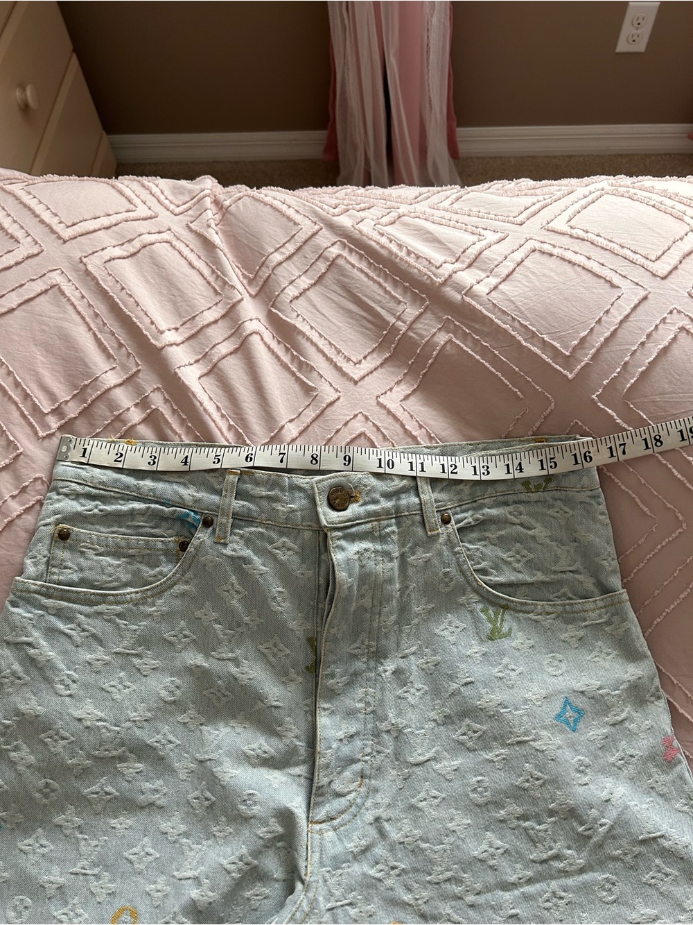 Louis Vuitton Monogram Women’s Jeans - Picture 10 of 12